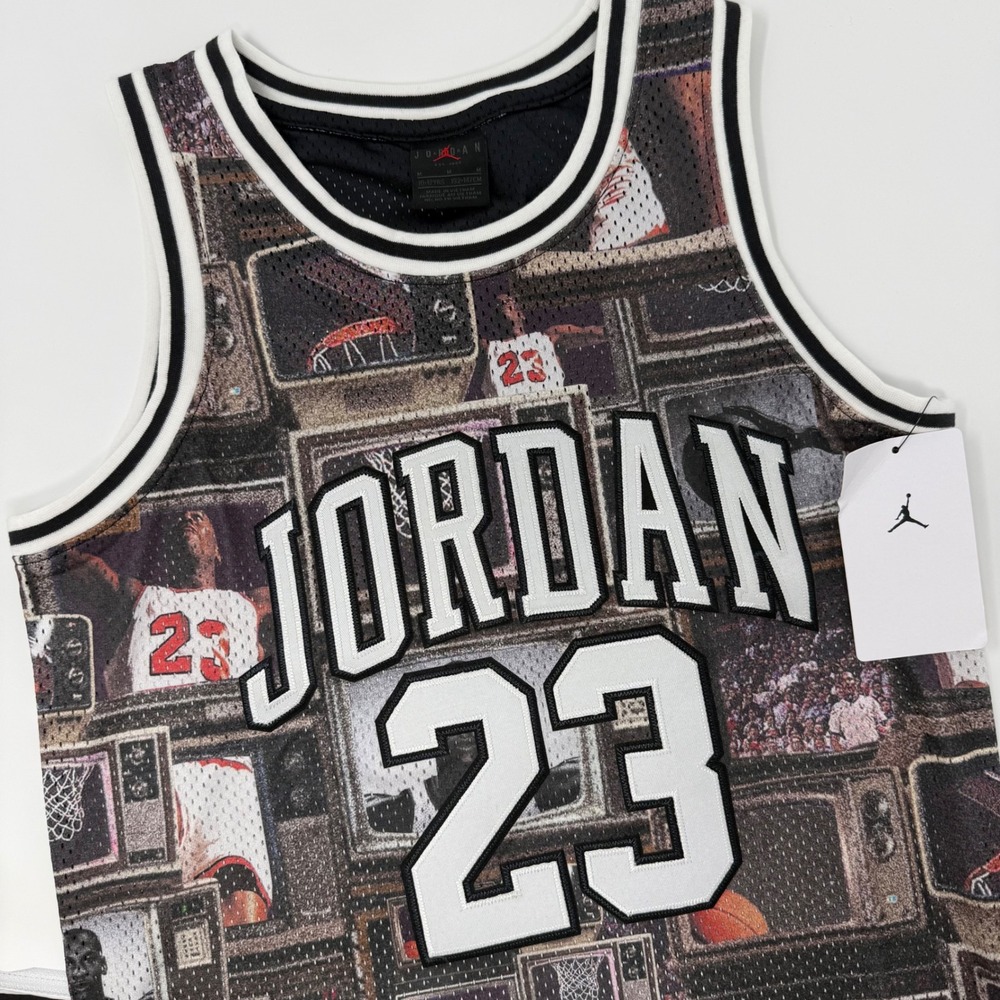 Jordan 23 Basketball Jersey Graphic Print Youth Size Medium 10/12 NEW